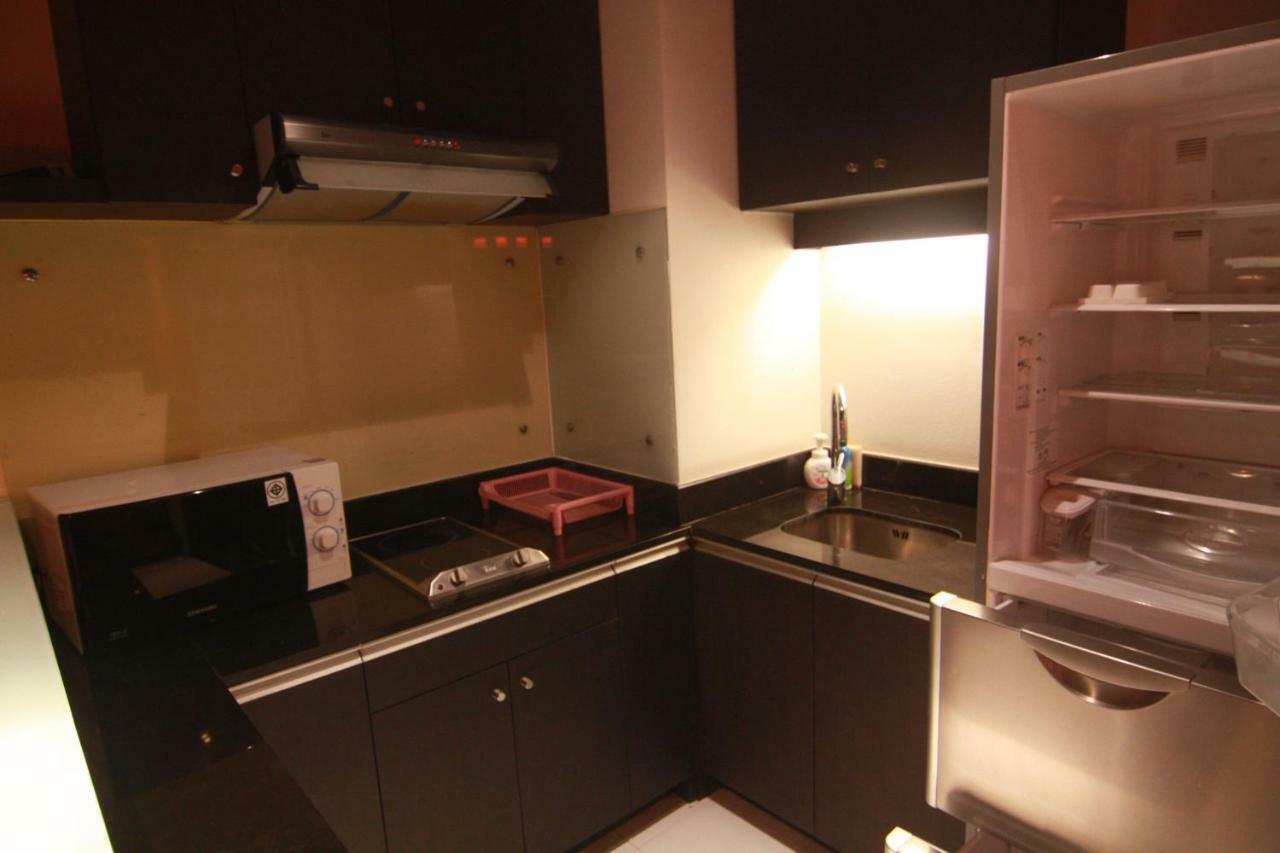 6 Tower Apartamento